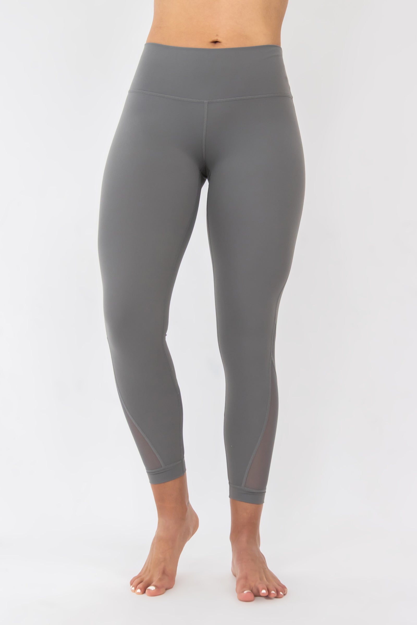 LUNA for womens athletes capri pants size 8