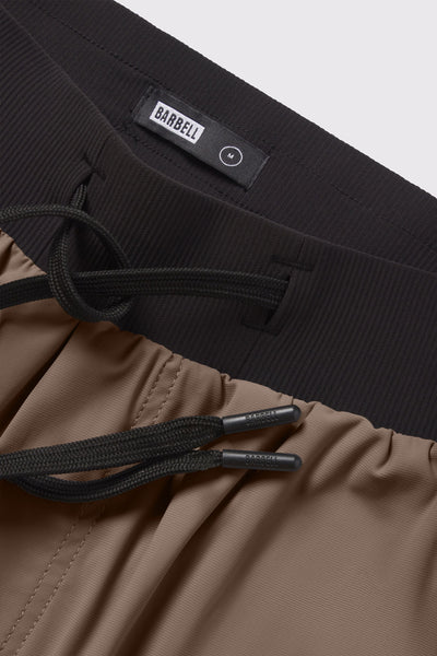 Ultralight Jogger -Cedar- photo from waist detail flat lay #color_cedar