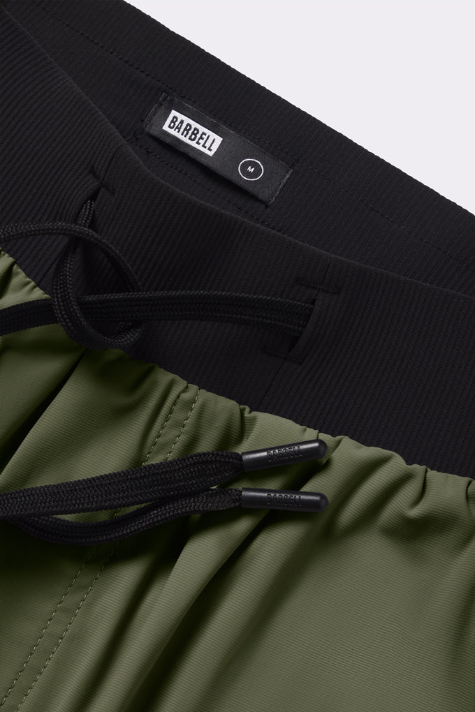 Ultralight Jogger -Sage- photo from waist detail flat lay #color_sage