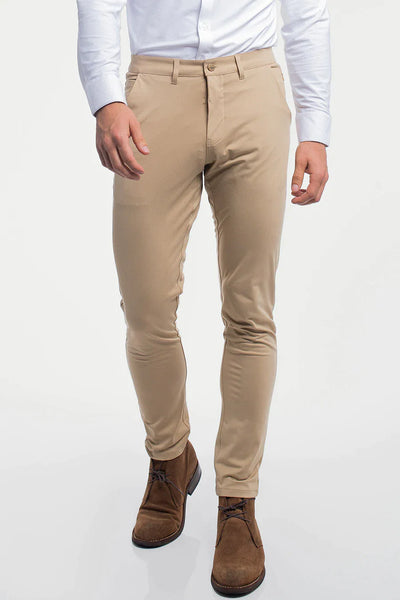 Anything Chino Slim - Khaki - photo from front in focus #color_khaki