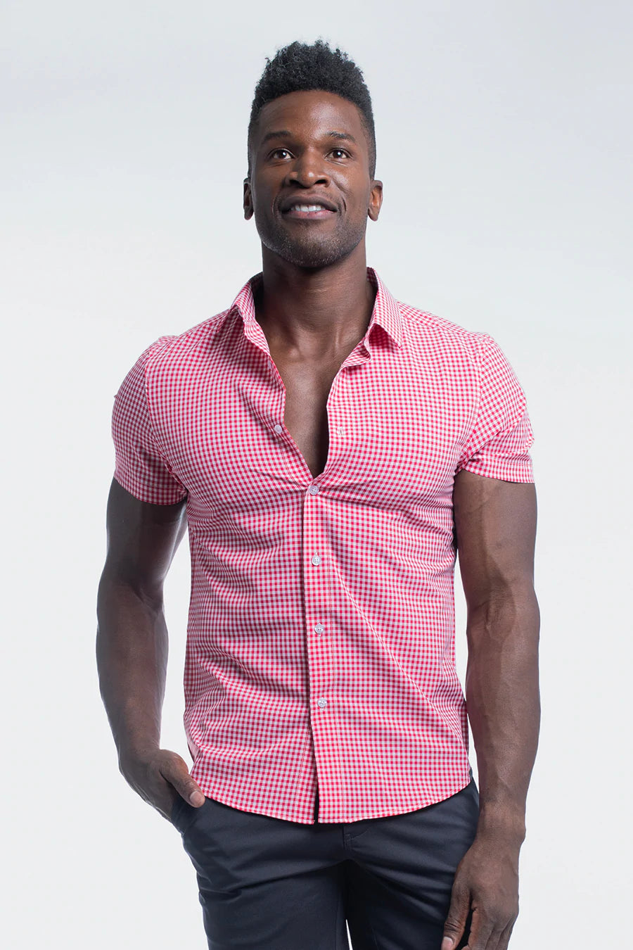 Motive Short Sleeve Gingham - Red Gingham - photo from front in focus #color_red-gingham