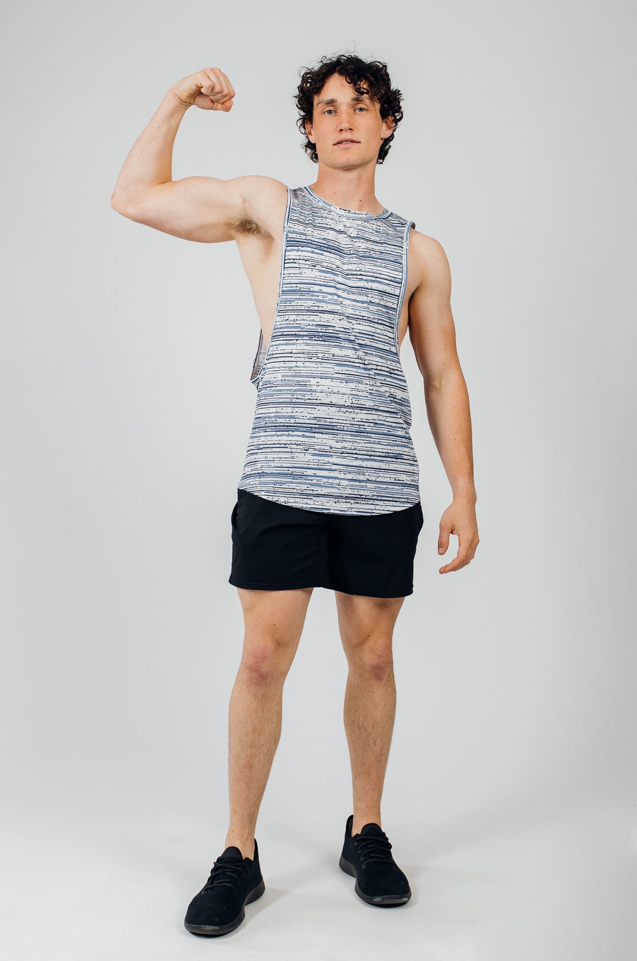 Ultralight Drop Tank - Static - photo from front #color_static
