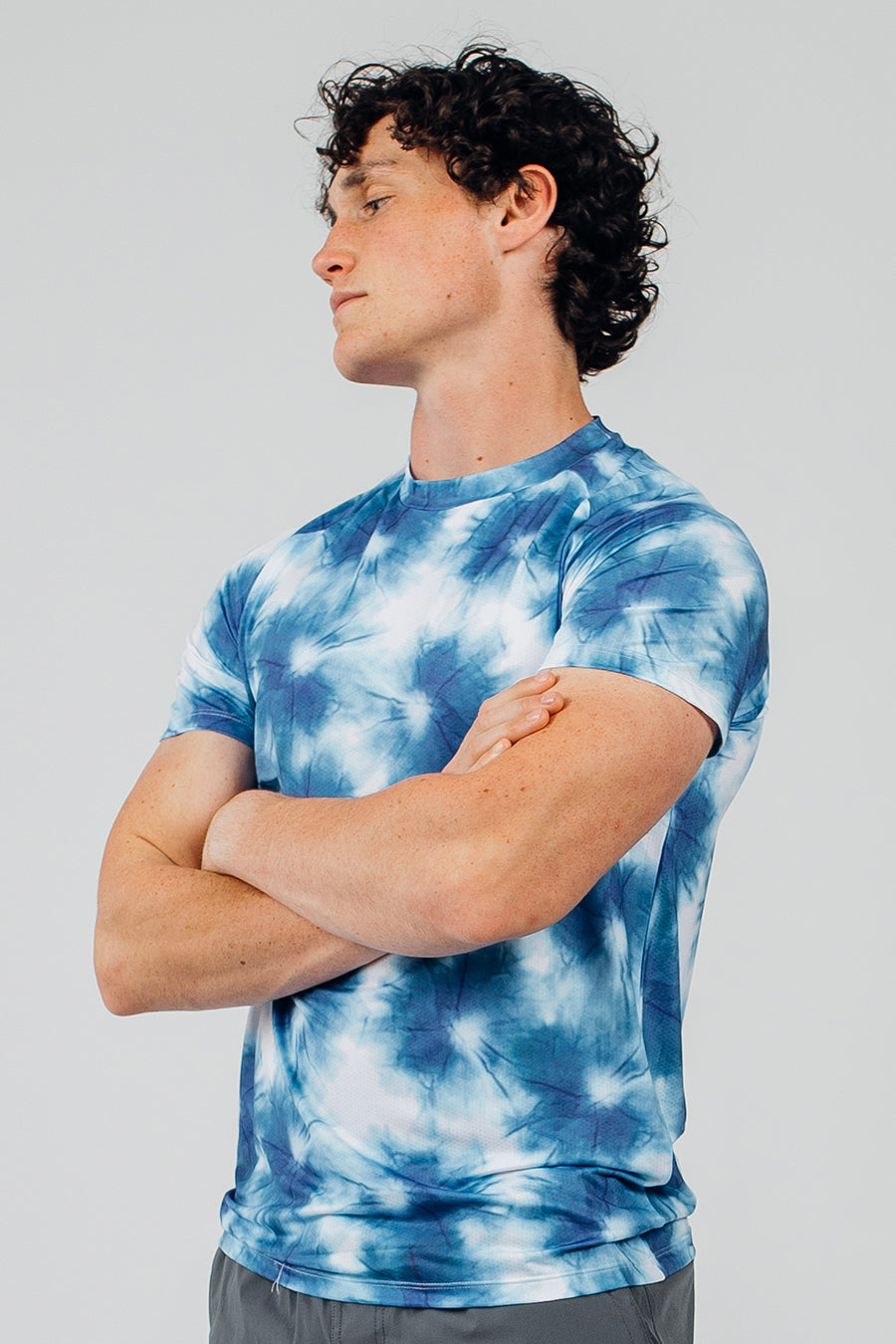 Ultralight Tech Tee - Tidal - photo from front in focus #color_tidal