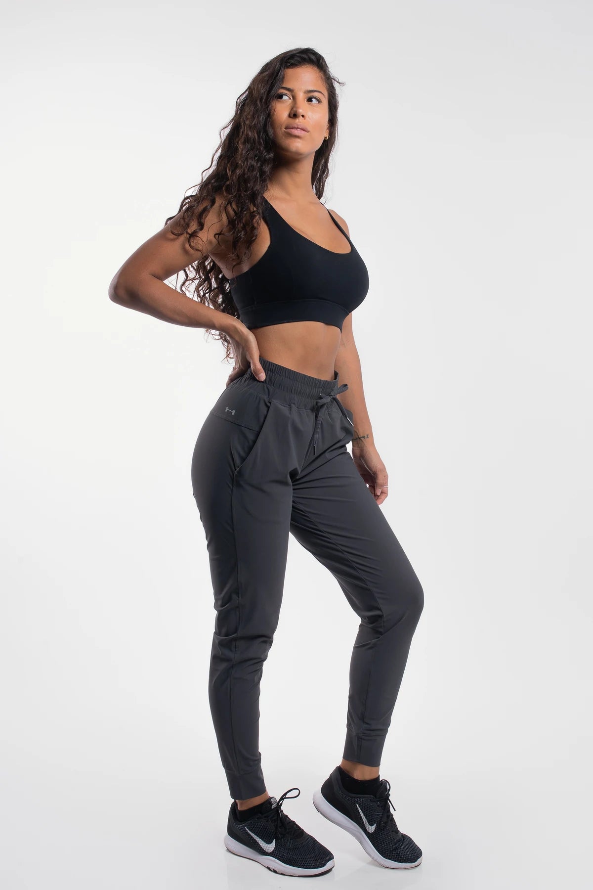 Barbell Women's Ultralight Jogger - Charcoal - photo from front second angle #color_charcoal