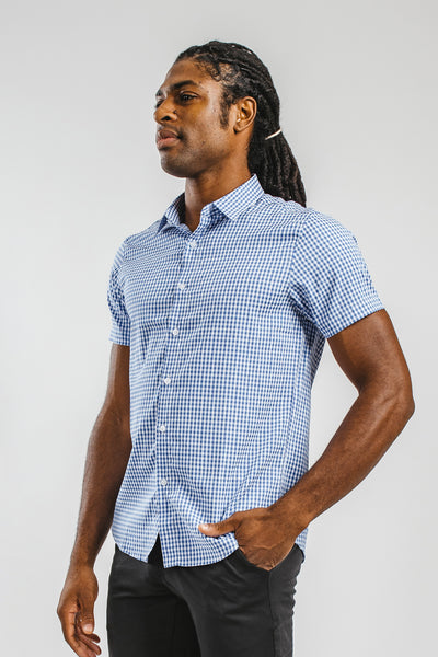 Motive Short Sleeve Gingham-Blue Gingham - photo from front in focus #color_blue-gingham